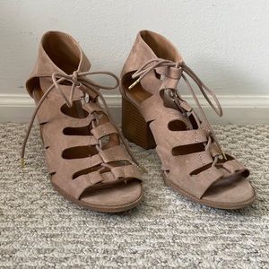 Francesca’s lace up block heels